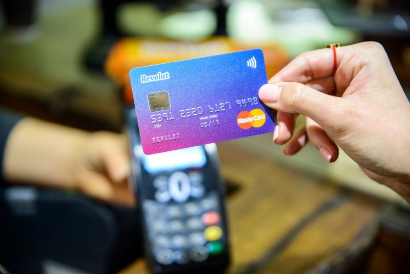 REVOLUT RAISES $500 MILLION AT A $5.5 BILLION VALUATION